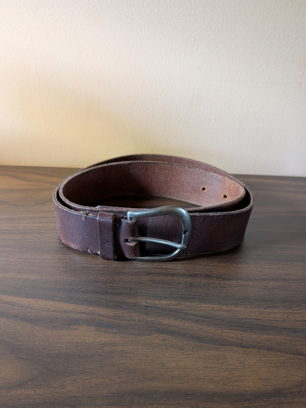 Y2K American Eagle Women's Brown Leather Belt with Metal Buckle